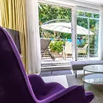 Schwarzer In Apartment Seehausen am Staffelsee
